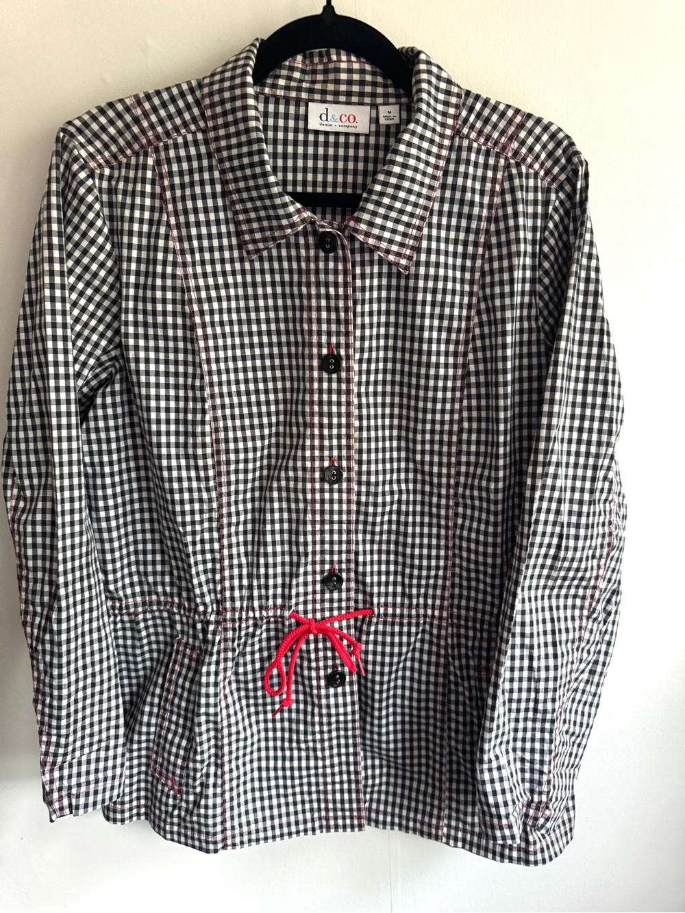 Black and White Gingham Button-Up Shirt with Red Tie